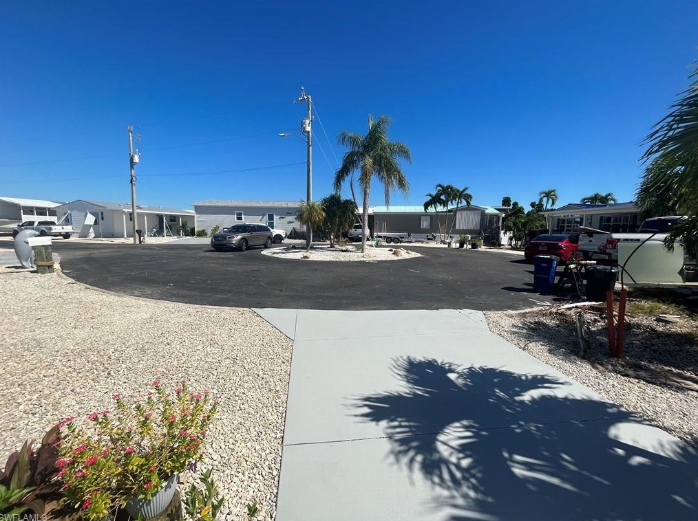 2961 Skipper Ln, Saint James City, FL 33956