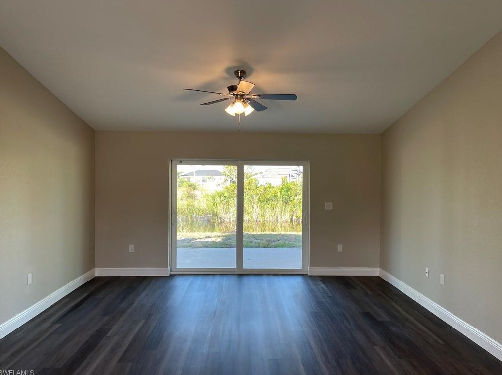 4010 9th Pl, Cape Coral, FL 33909-6204