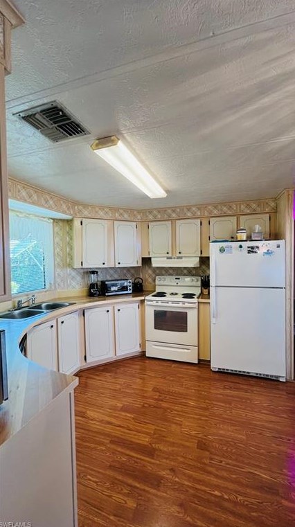27322 Pauline Dr, Bonita Springs, FL 34135