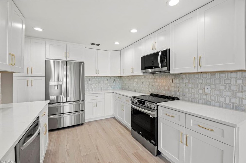 4460 Riverwatch Dr, Bonita Springs, FL 34134-8773