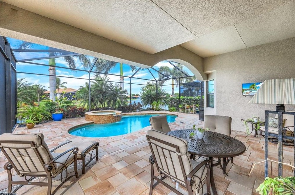 9973 Alhambra Ln, Bonita Springs FL  34135-0028 exterior