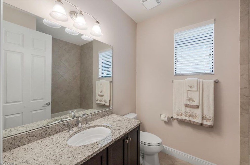9973 Alhambra Ln, Bonita Springs FL  34135-0028 exterior