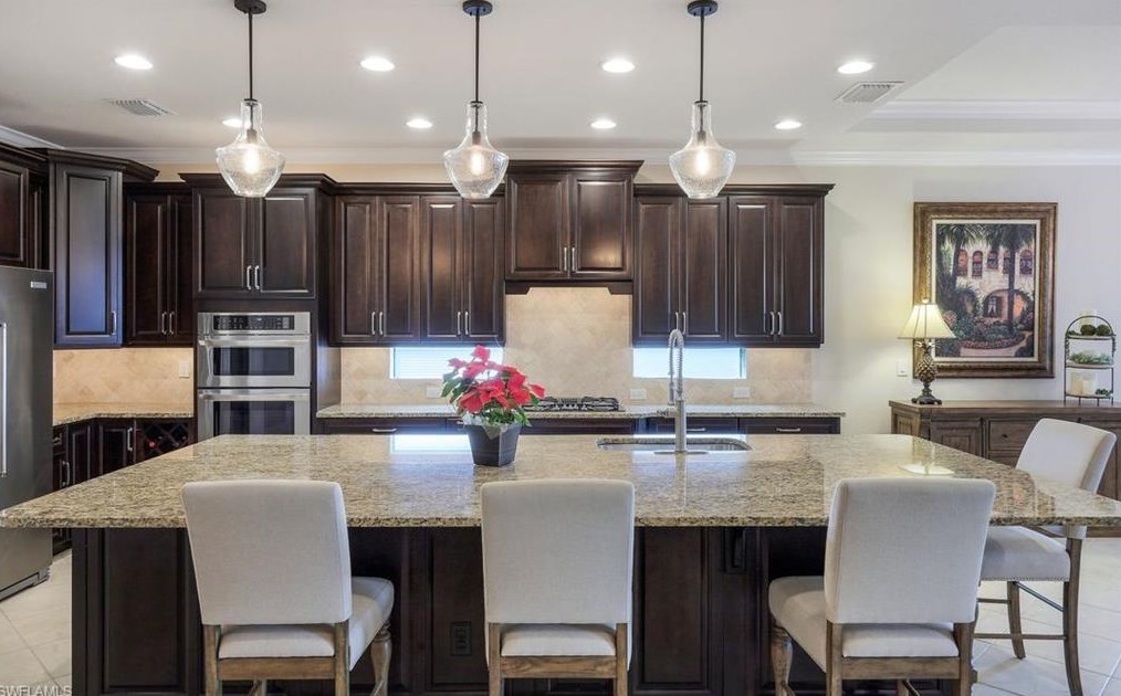 9973 Alhambra Ln, Bonita Springs FL  34135-0028 exterior