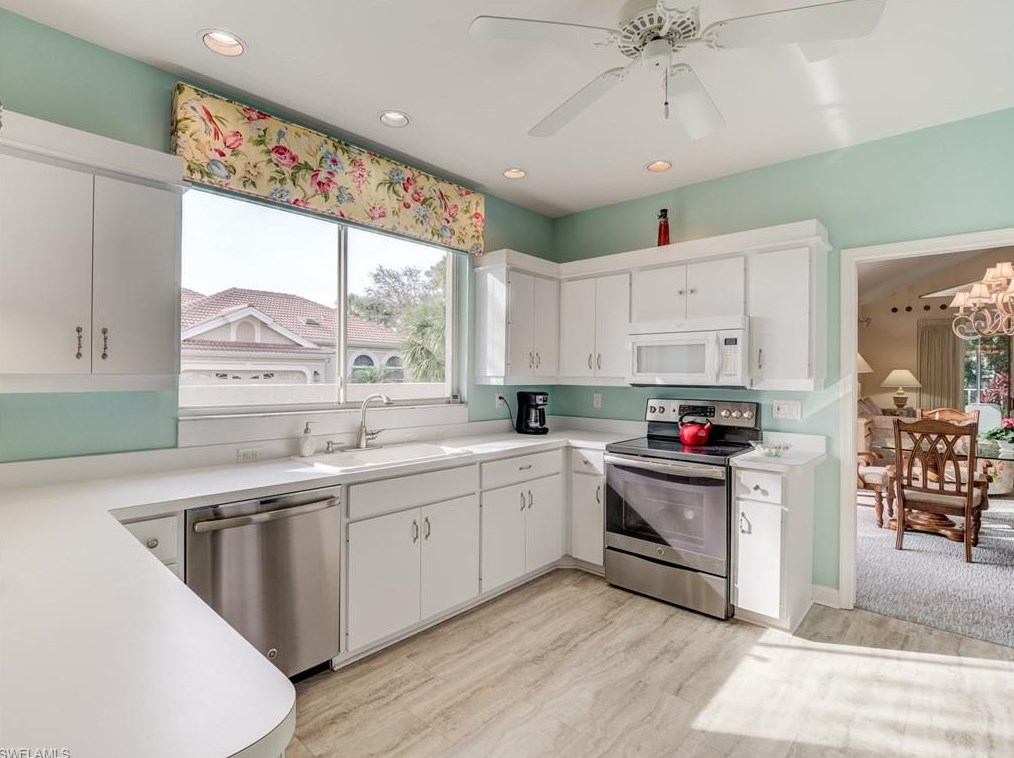 27114 Lost Lake Ln, Bonita Springs FL  34134-2634 exterior