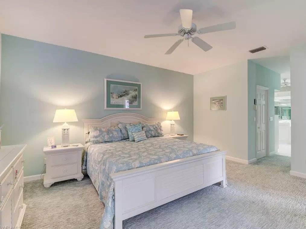 27114 Lost Lake Ln, Bonita Springs FL  34134-2634 exterior