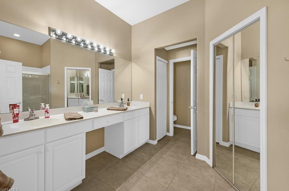 10041 Colonial Country Club Blvd, Fort Myers FL 33913-7018 exterior