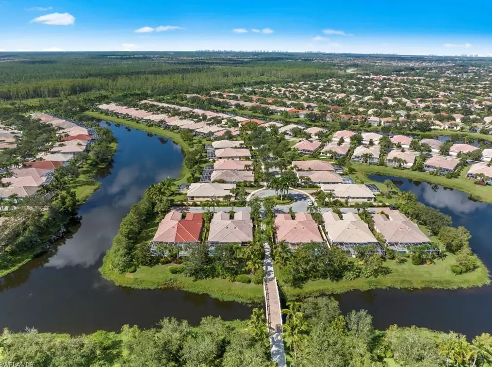 15387 Upwind Dr, Bonita Springs FL  34135-8588 exterior