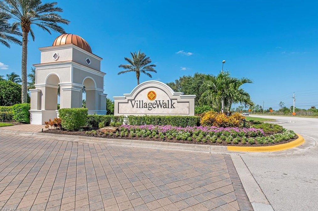 15387 Upwind Dr, Bonita Springs FL  34135-8588 exterior