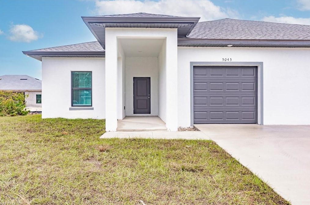 5036-5038 Jones Dr, Lehigh Acres, FL 33973