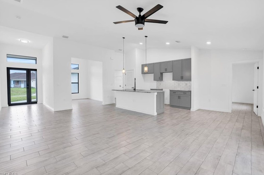 2718 30th St, Lehigh Acres FL  33976 exterior