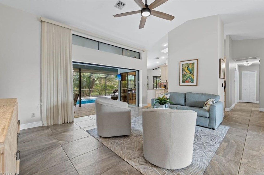 28415 Tasca Dr, Bonita Springs, FL 34135-6815