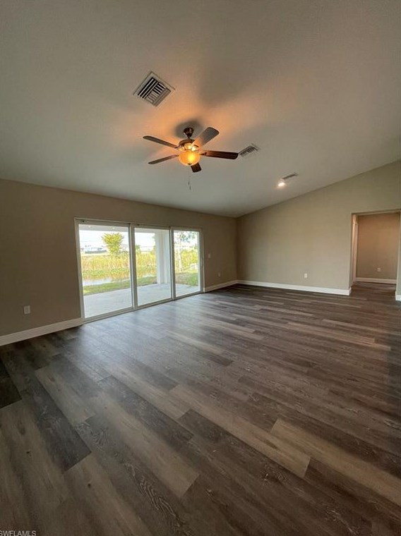 1620 9th Ave, Cape Coral, FL 33993-4010