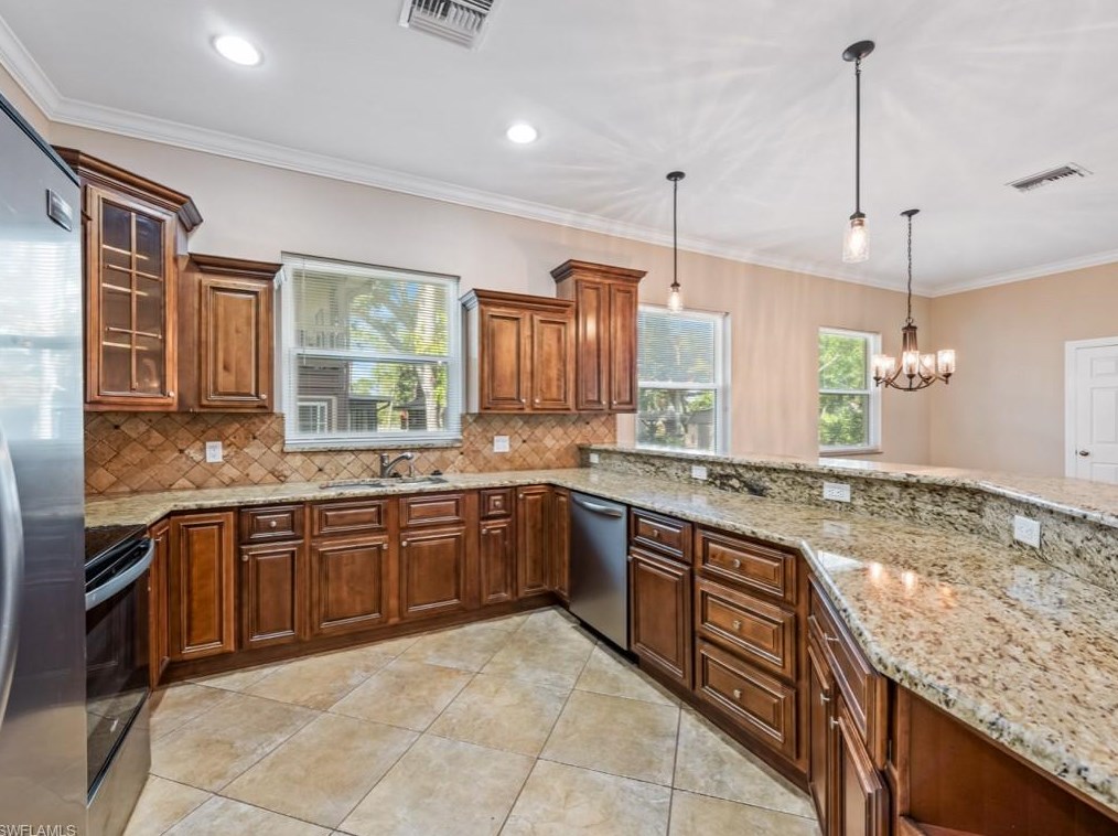 8017 Anhinga Rd, Fort Myers, FL 33967-3406