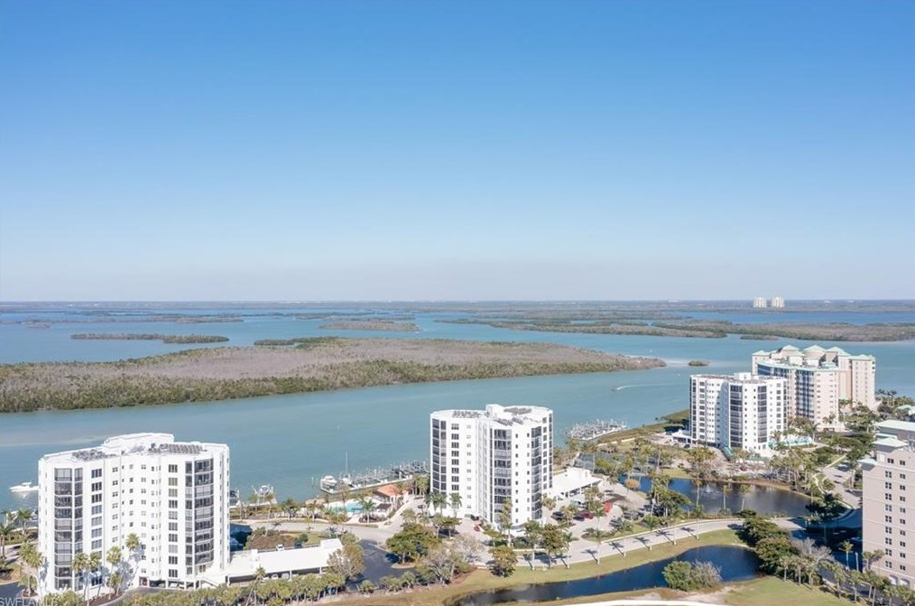 4198 Bay Beach Ln, Fort Myers Beach FL  33931-4903 exterior