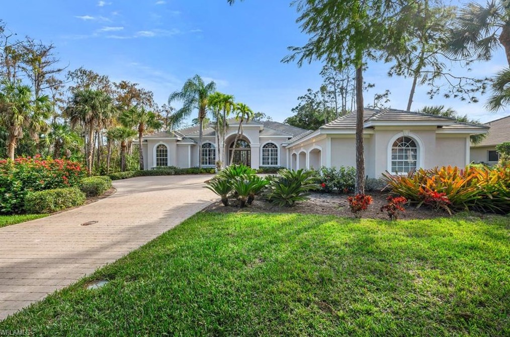 25031 Pennyroyal Dr, Bonita Springs, FL 34134-2940