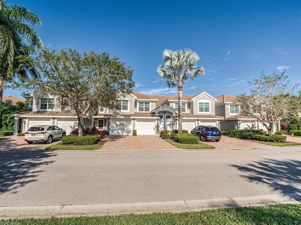 9830 Spring Run Blvd, Bonita Springs FL  34135-4061 exterior