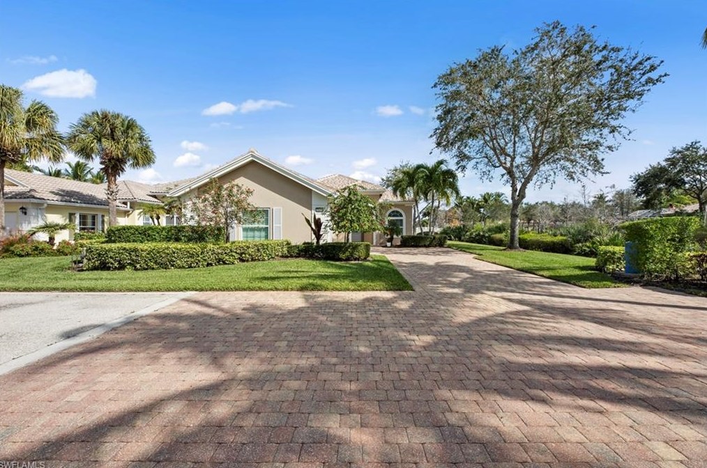 15419 Trevally Way, Bonita Springs, FL 34135-8540
