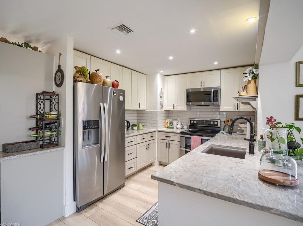 27628 Franklin St, Bonita Springs, FL 34134