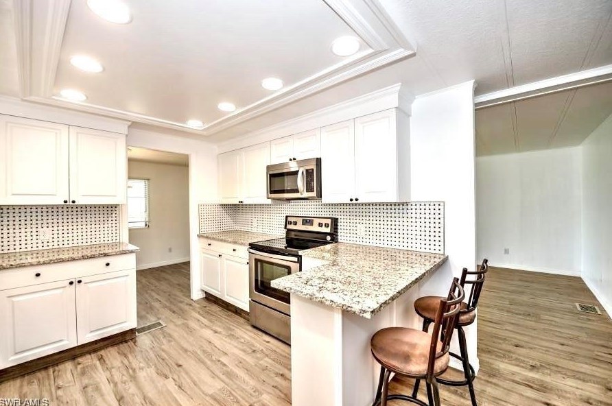 26135 Countess Ln, Bonita Springs FL  34135-6516 exterior