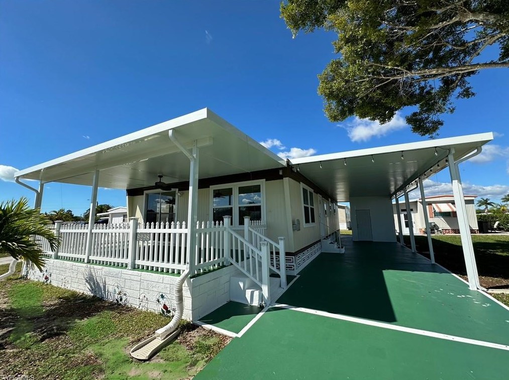 9298 Duke Rd, Bonita Springs, FL 34135