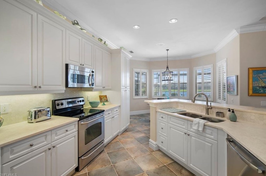 18141 Creekside View Dr, Fort Myers FL 33908-4752 exterior