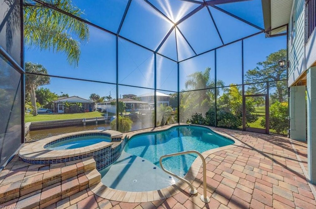 4727 Swordfish St, Bonita Springs FL  34134-7116 exterior