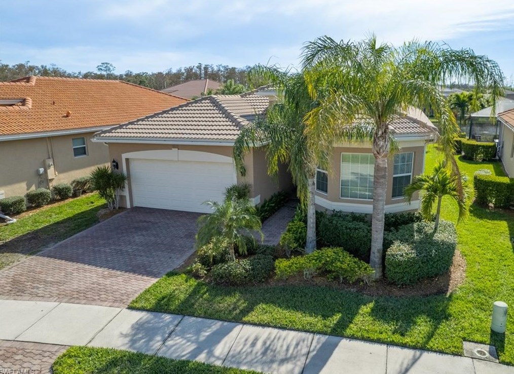 10091 Mimosa Silk Dr, Fort Myers, FL 33913