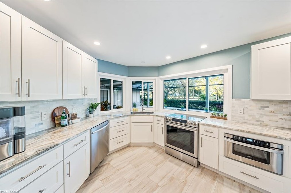 9868 Treasure Cay Ln, Bonita Springs FL  34135-6809 exterior