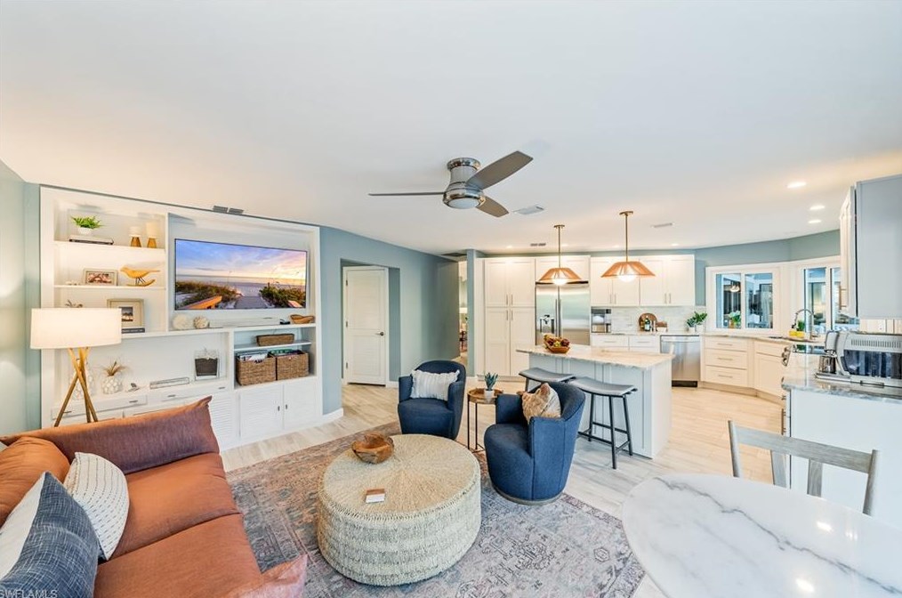 9868 Treasure Cay Ln, Bonita Springs FL  34135-6809 exterior