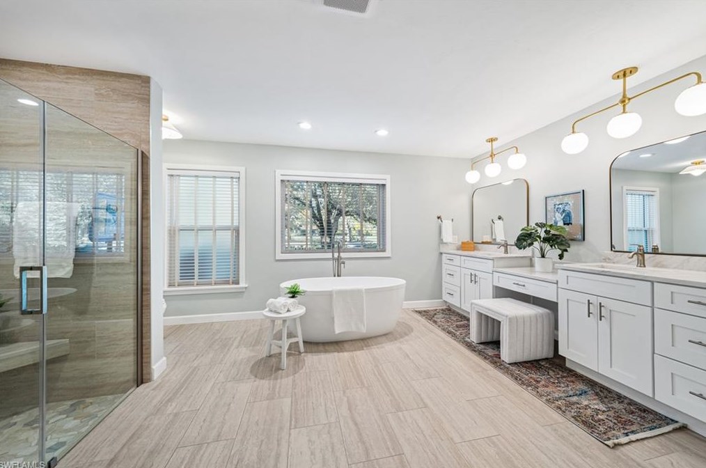 9868 Treasure Cay Ln, Bonita Springs FL  34135-6809 exterior