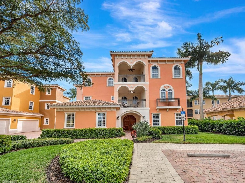 10750 Vivaldi Ct, Fort Myers, FL 33913-7674