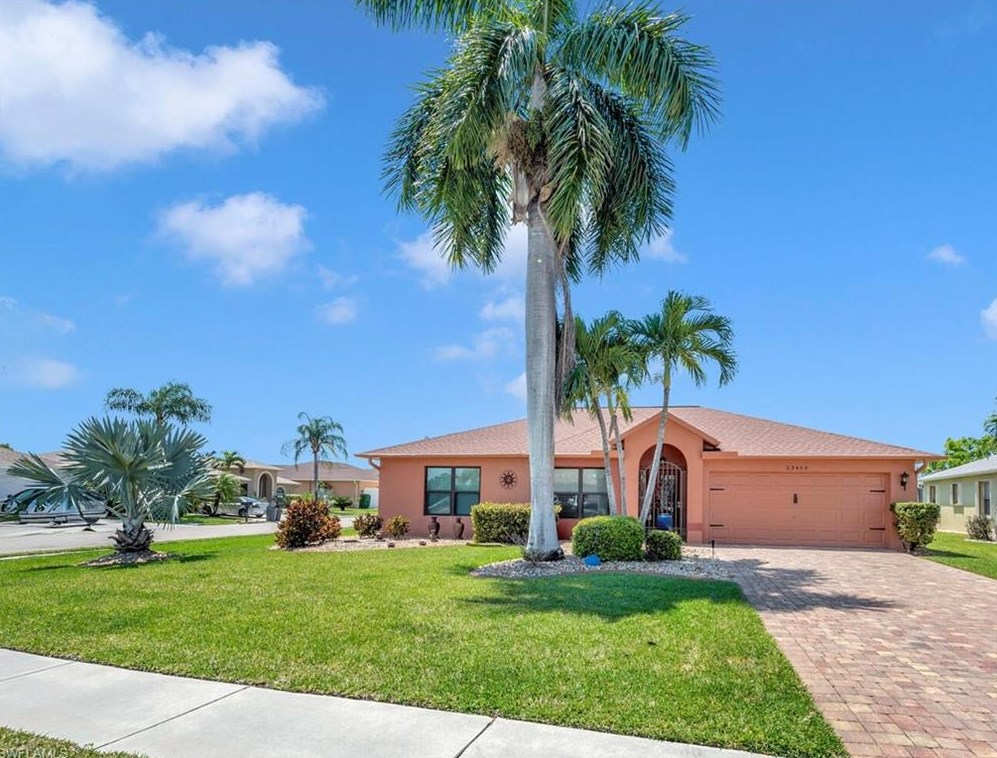 23450 Red Root Ct, Bonita Springs, FL 34134-9121