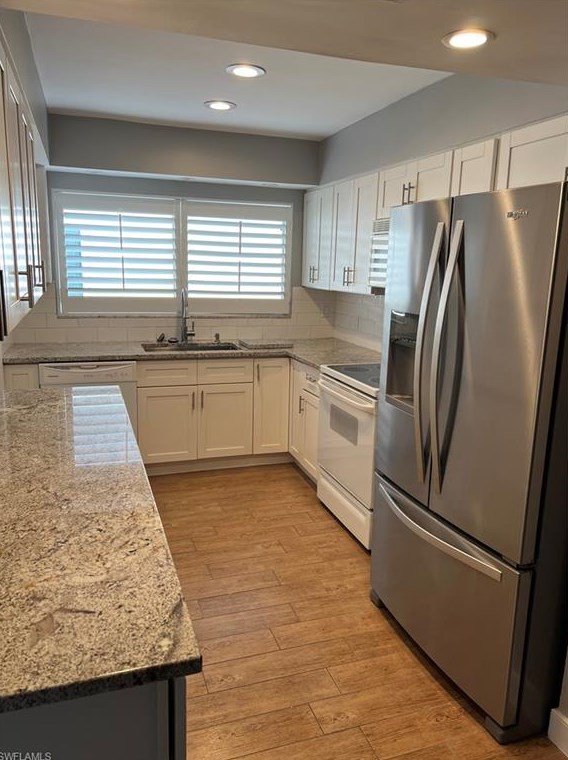 632 98th Ave N, Naples, FL 34108