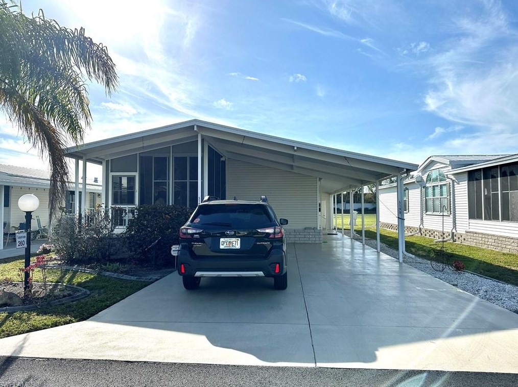 5190 Silk Oak Ave, Fort Myers, FL 33905-5161