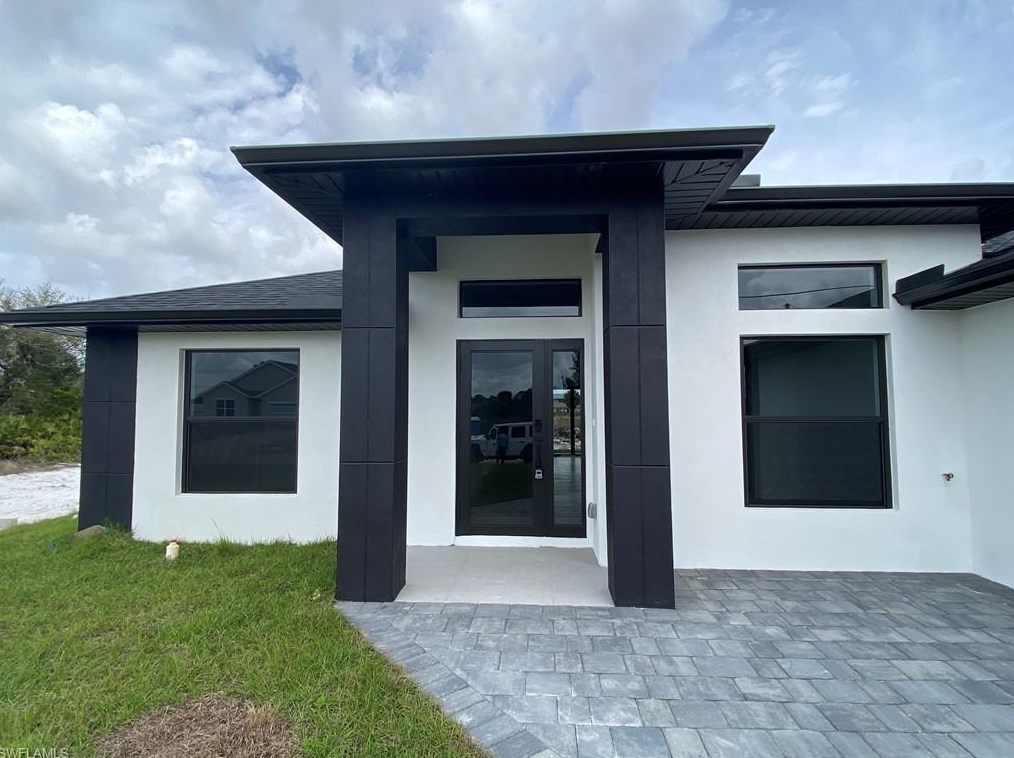 3602 25th St, Lehigh Acres, FL