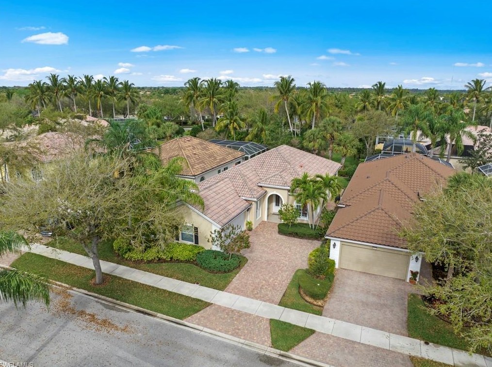 15330 Bonefish Trl, Bonita Springs, FL 34135-8394