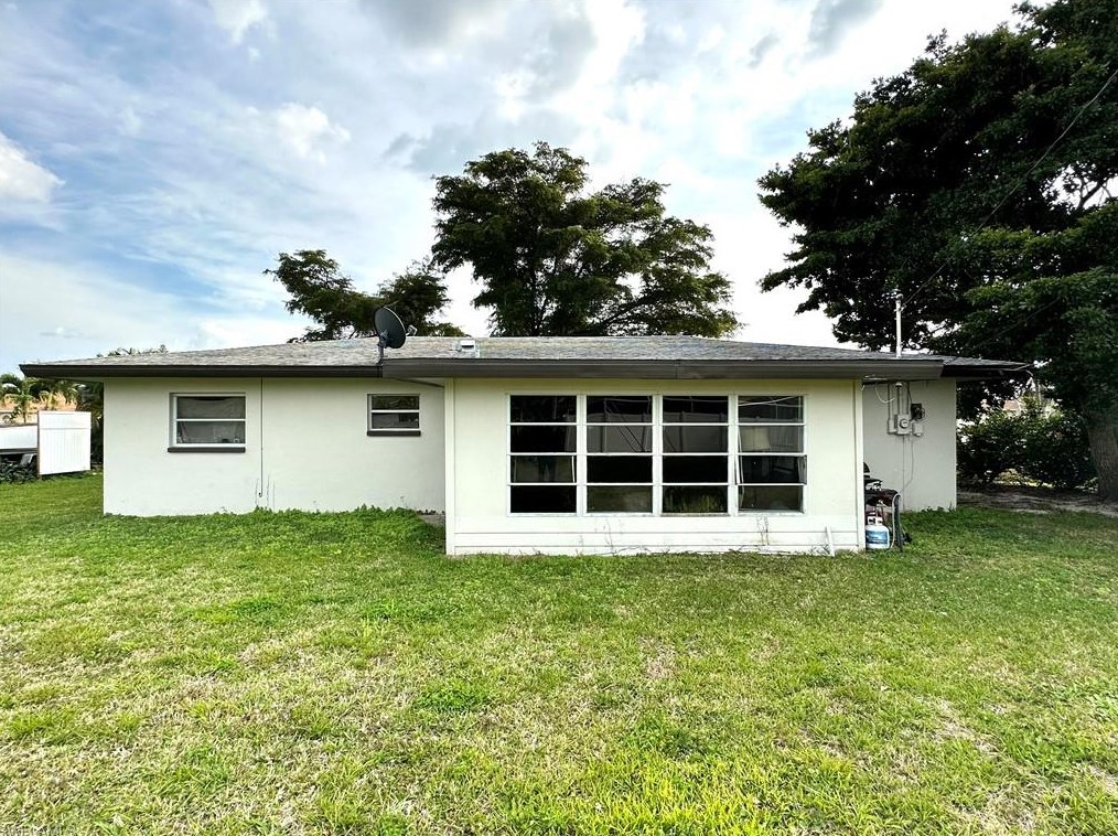 213 Se 47th St, Cape Coral, FL 33904