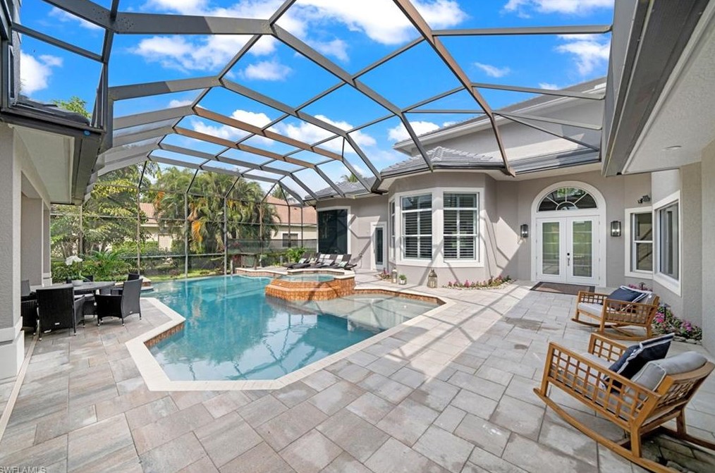 7834 Classics Dr, Naples FL  34113-3043 exterior