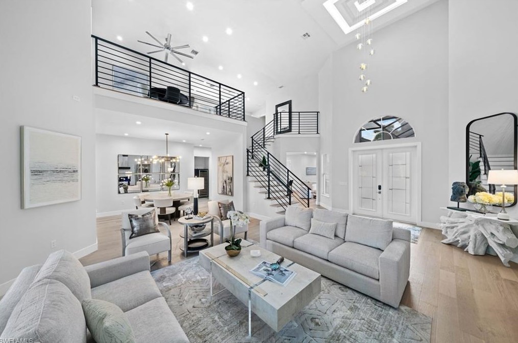 7834 Classics Dr, Naples FL  34113-3043 exterior