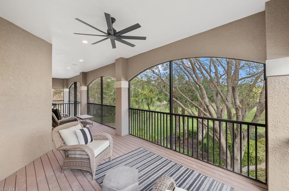 7834 Classics Dr, Naples FL  34113-3043 exterior