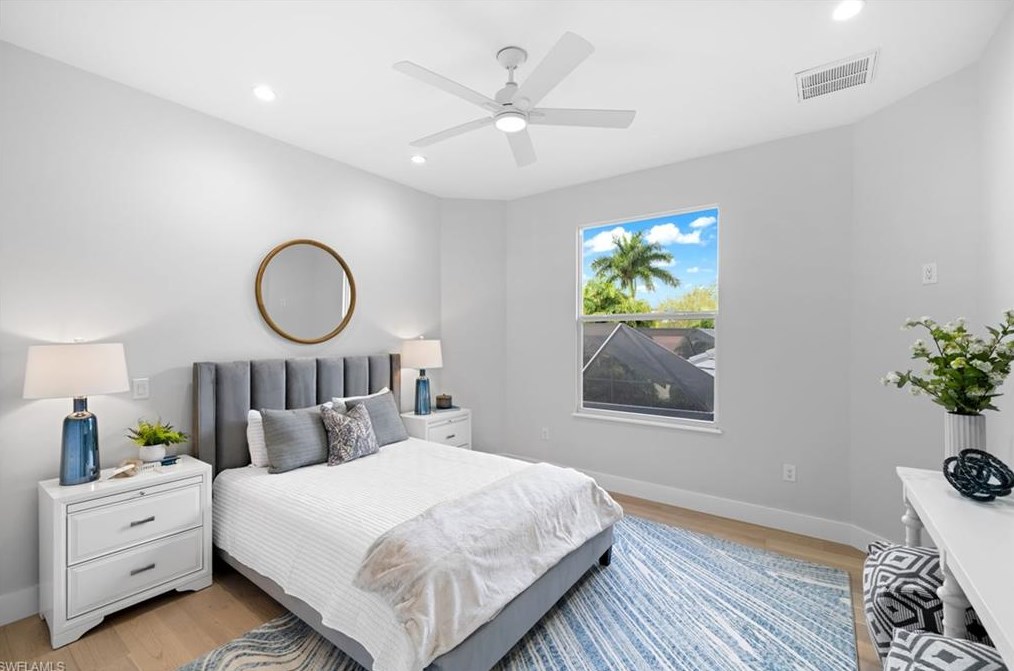 7834 Classics Dr, Naples FL  34113-3043 exterior