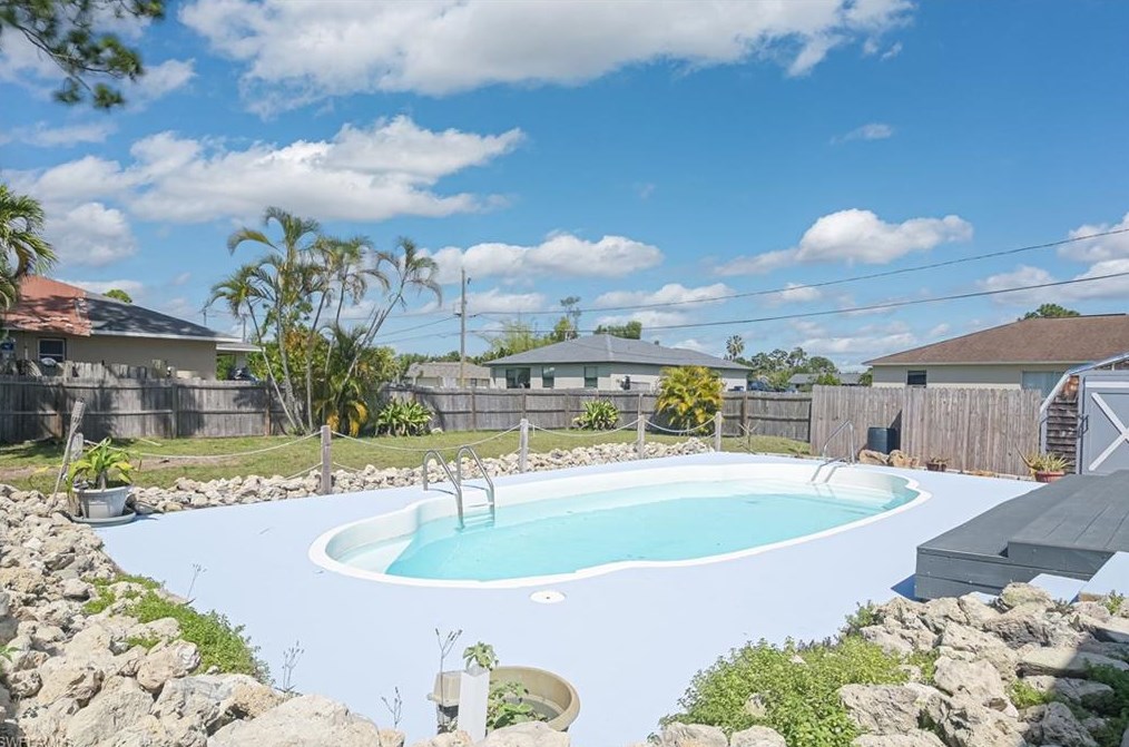 18441 Columbine Rd, Fort Myers, FL 33967-3236