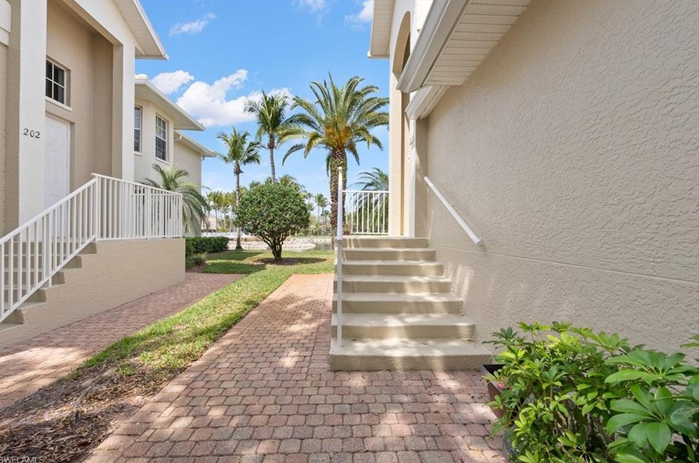 3300 Coconut Island Dr, Bonita Springs, FL 34134-9139