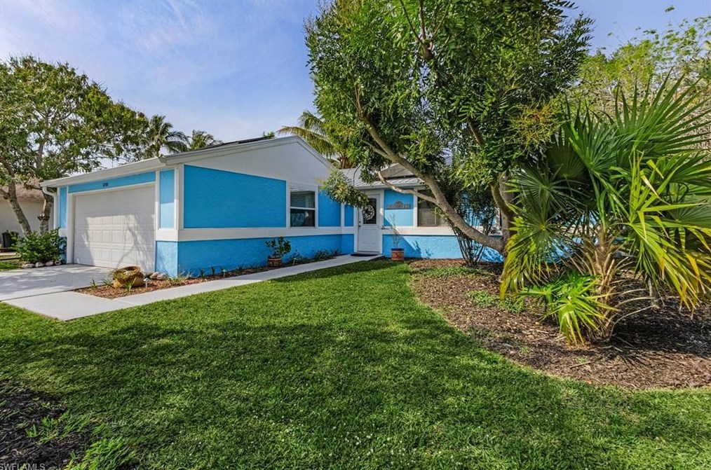 3700 Sudbury Ln, Bonita Springs, FL 34134-7538