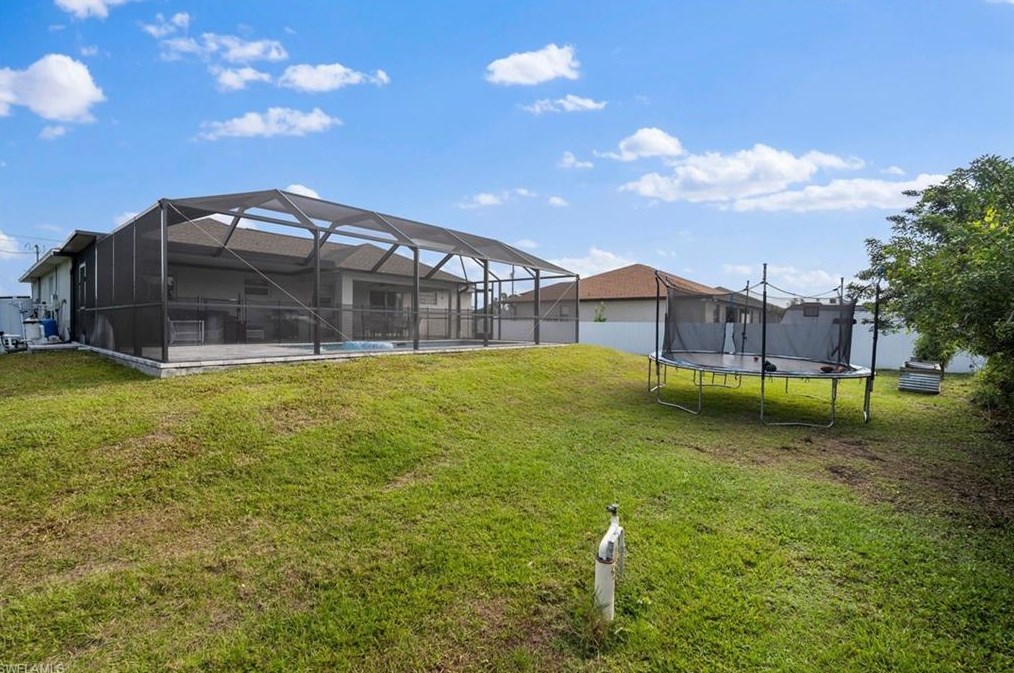 4013 16th St, Lehigh Acres FL  33976-3367 exterior