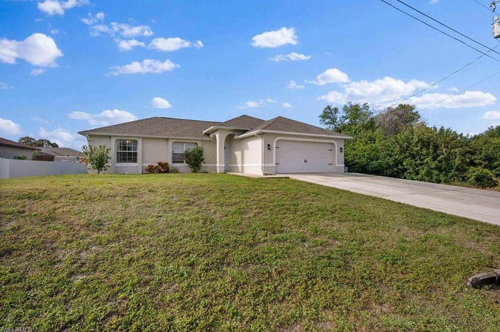 4013 16th St, Lehigh Acres FL  33976-3367 exterior