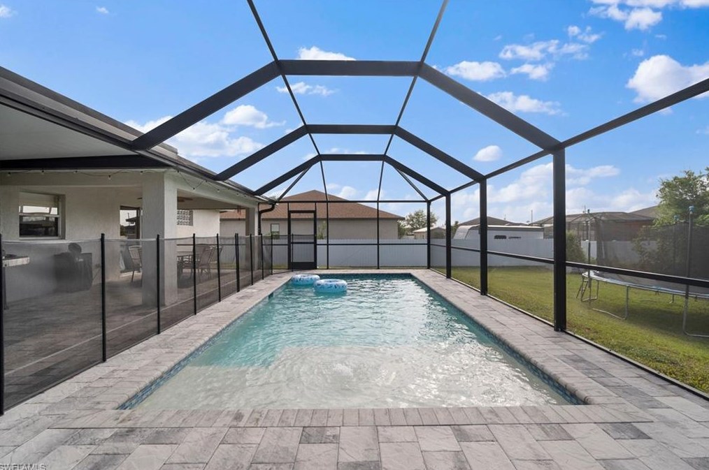 4013 16th St, Lehigh Acres FL  33976-3367 exterior