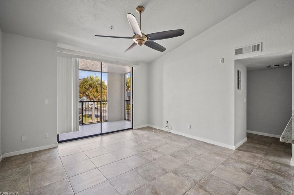13521 Eagle Ridge Dr #127, Fort Myers, FL 33912