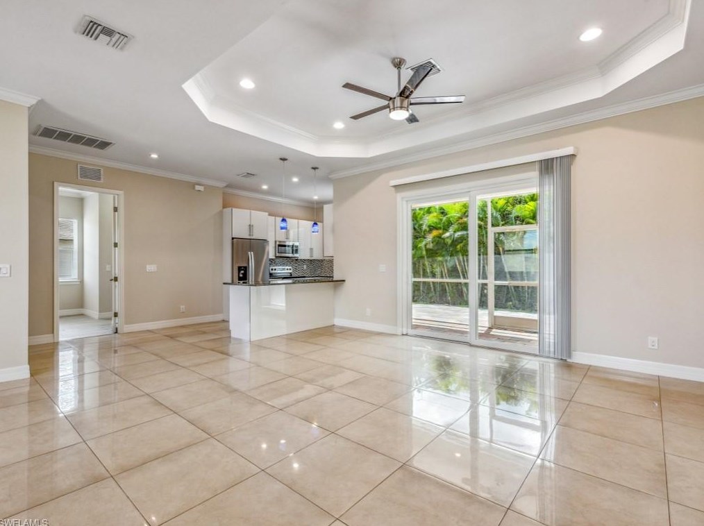 8414 Bahamas Rd, Fort Myers, FL 33967-2601