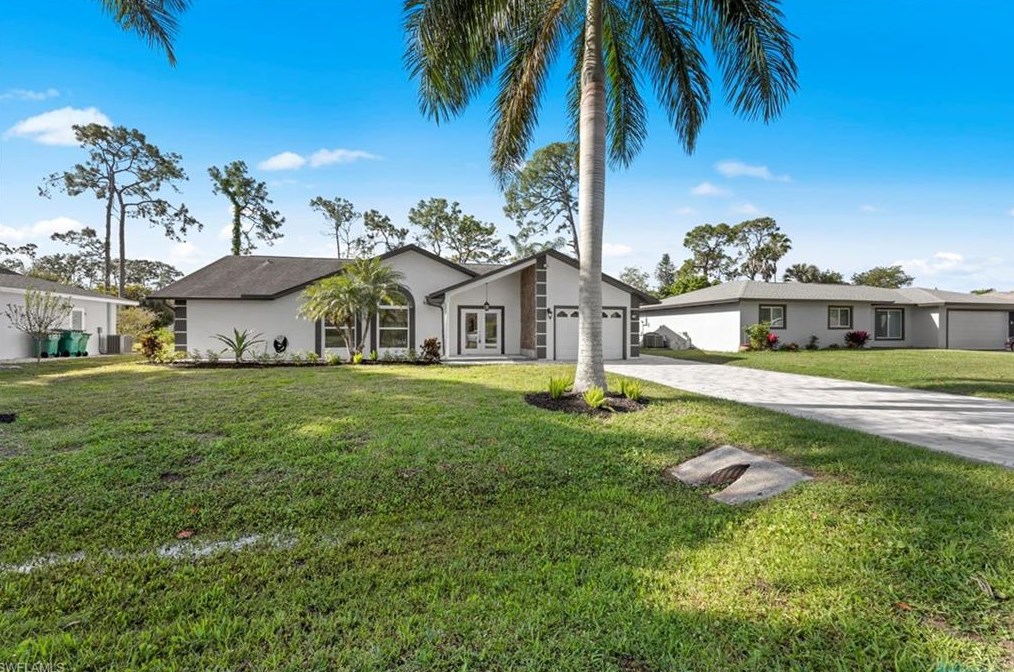 238 Willowick Dr, Naples FL 34110-1342 exterior